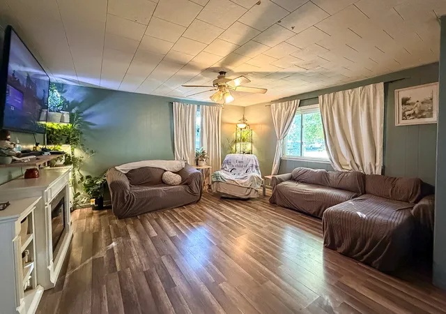 Photo 4 of Single family home for sale at 703 S East St, Homer, IL 61849 | MLS# 12785286 | Listing updated on 2026-10-27