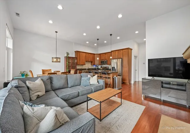 Photo 3 of Condo for sale at 3418 W Foster Ave #202, Chicago, IL 60625 | MLS# 12785295 | Listing updated on 2026-10-21