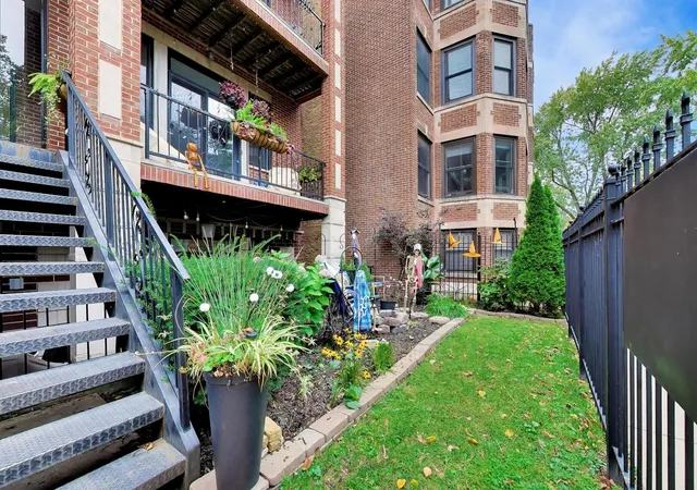 Photo 2 of Condo for sale at 4908 N Winthrop Ave #2S, Chicago, IL 60640 | MLS# 12785296 | Listing updated on 2026-10-22