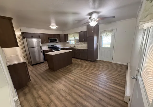 Photo 3 of Single family home for sale at 503 E Richardson St, Farmer City, IL 61842 | MLS# 12785309 | Listing updated on 2026-10-21