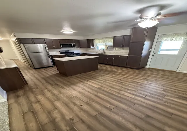 Photo 3 of Single family home for sale at 503 E Richardson St, Farmer City, IL 61842 | MLS# 12785309 | Listing updated on 2026-10-21