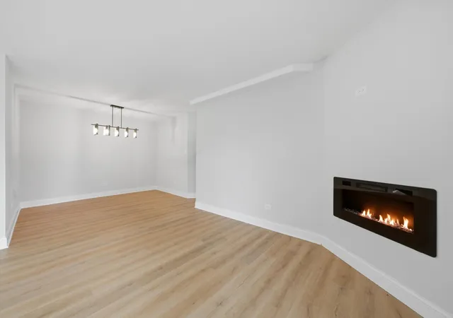 Listing Photo 5 - Condo for sale in building located at 19405 Oakwood Ave, Country Club Hills, IL 60478 - Unit #A