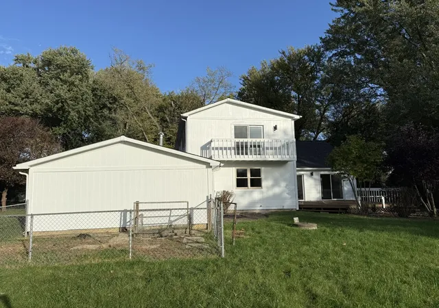 Photo 3 of Single family home for sale at 26830 N Huston Ave, Wauconda, IL 60084 | MLS# 12785315 | Listing updated on 2026-10-14
