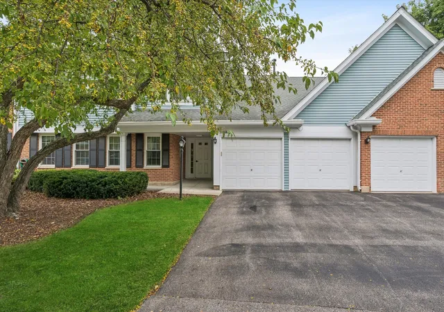 Photo 1 of Townhouse for sale at 818 Butternut Ln #A, Mount Prospect, IL 60056 | MLS# 12785336 | Listing updated on 2026-10-22