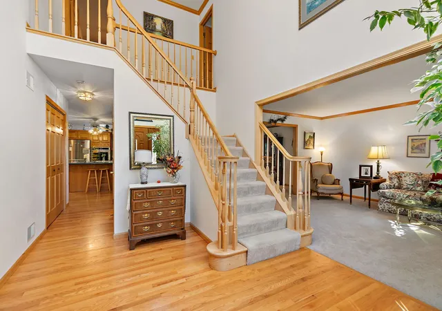 Photo 3 of Single family home for sale at 1646 Flagstone Dr, Crystal Lake, IL 60014 | MLS# 12785391 | Listing updated on 2026-10-21