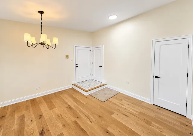 Listing Photo 5 - Condo for sale in building located at 5237 James Ln, Crestwood, IL 60418 - Unit #1221