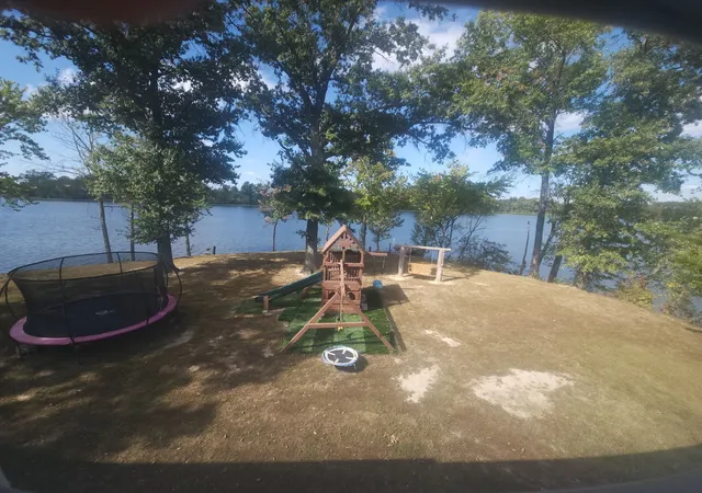 Photo 4 of Single family home for sale at 8157 Nancy Rose Ln, Duquoin, IL 62832 | MLS# 12785425 | Listing updated on 2026-10-22