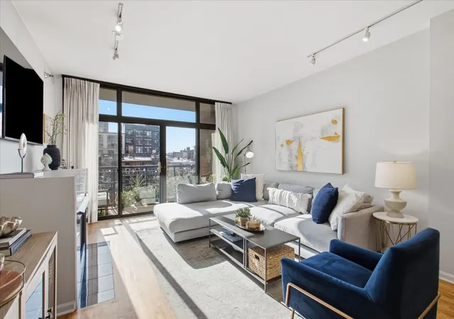 Photo 3 of Condo for sale at 3232 N Halsted St #D406, Chicago, IL 60657 | MLS# 12785432 | Listing updated on 2026-10-21