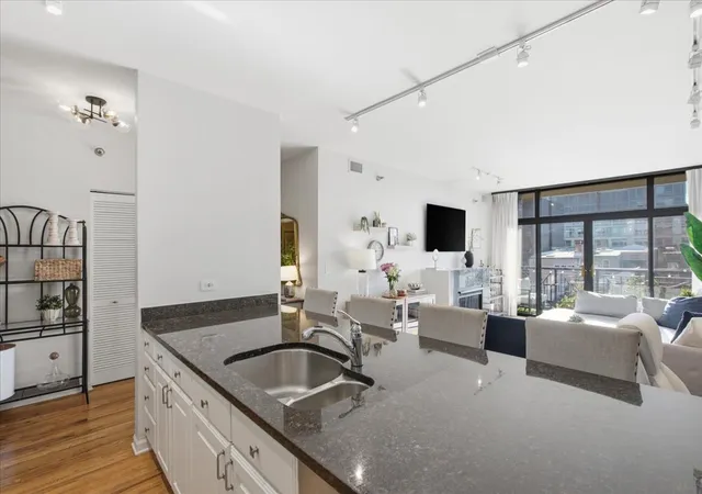 Photo 4 of Condo for sale at 3232 N Halsted St #D406, Chicago, IL 60657 | MLS# 12785432 | Listing updated on 2026-10-21