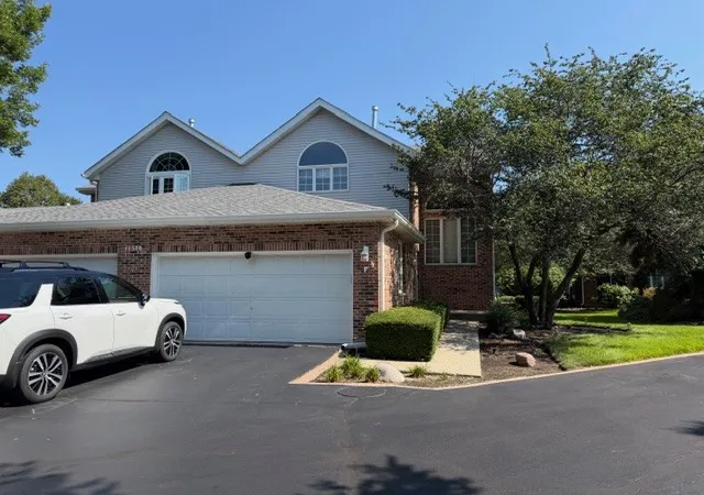 Photo 1 of Townhouse for sale at 11510 Algonquin Rd #F, Huntley, IL 60142 | MLS# 12785473 | Listing updated on 2026-10-20