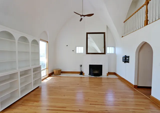 Photo 4 of Single family home for sale at 8200 Major Ave, Morton Grove, IL 60053 | MLS# 12785488 | Listing updated on 2026-10-21