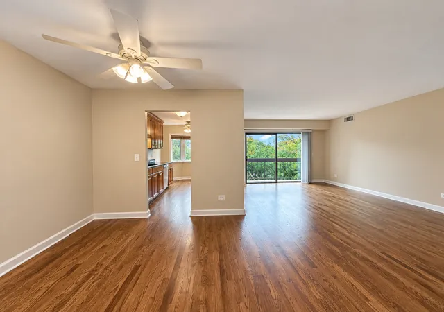 Photo 4 of Condo for sale at 6820 Joliet Rd #9, Indian Head Park, IL 60525 | MLS# 12785507 | Listing updated on 2026-10-17