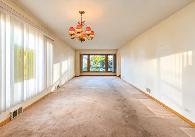 Photo 4 of Single family home for sale at 6059 W Lawrence Ave, Chicago, IL 60630 | MLS# 12785515 | Listing updated on 2026-10-21
