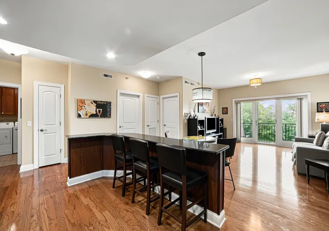 Listing Photo 5 - Condo for sale in building located at 1200 N Foxdale Dr, Addison, IL 60101 - Unit #110