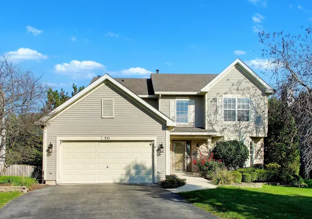 Photo 2 of Single family home for sale at 331 Berkeley Dr, Bolingbrook, IL 60440 | MLS# 12785584 | Listing updated on 2026-10-22