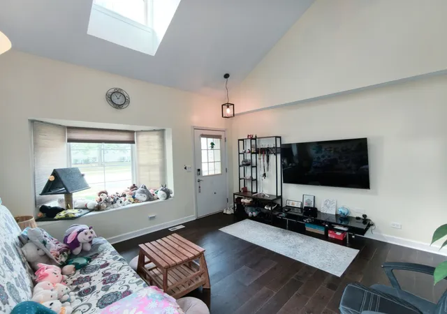 Photo 3 of Townhouse for sale at 230 Carlisle Ave, Westmont, IL 60559 | MLS# 12785603 | Listing updated on 2026-10-14