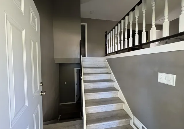 Photo 3 of Single family home for sale at 309 Southview Dr, Rochelle, IL 61068 | MLS# 12785609 | Listing updated on 2026-10-20