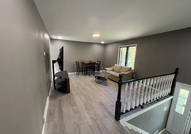 Photo 4 of Single family home for sale at 309 Southview Dr, Rochelle, IL 61068 | MLS# 12785609 | Listing updated on 2026-10-20