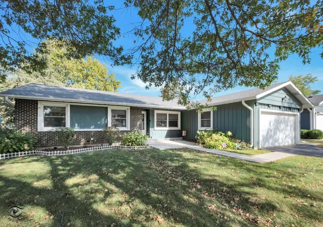 Photo 1 of Single family home for sale at 1317 Cumberland Cir, Elk Grove Village, IL 60007 | MLS# 12785616 | Listing updated on 2026-10-21