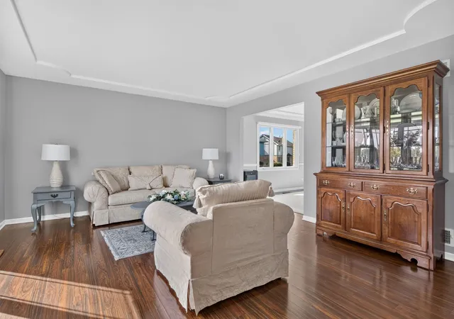 Photo 2 of Single family home for sale at 13616 S Beaver Ct, Homer Glen, IL 60491 | MLS# 12785624 | Listing updated on 2026-10-29