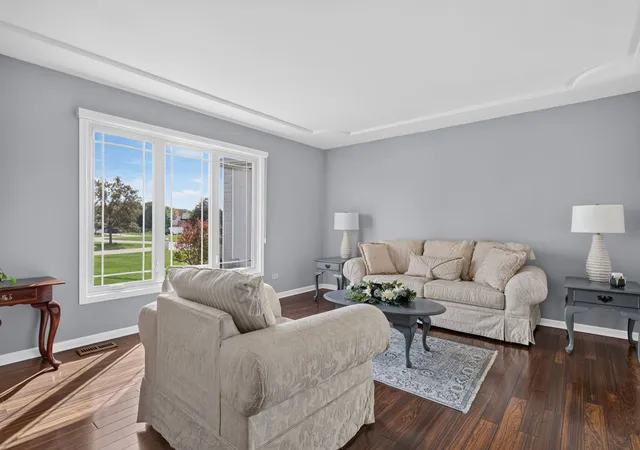 Photo 3 of Single family home for sale at 13616 S Beaver Ct, Homer Glen, IL 60491 | MLS# 12785624 | Listing updated on 2026-10-29