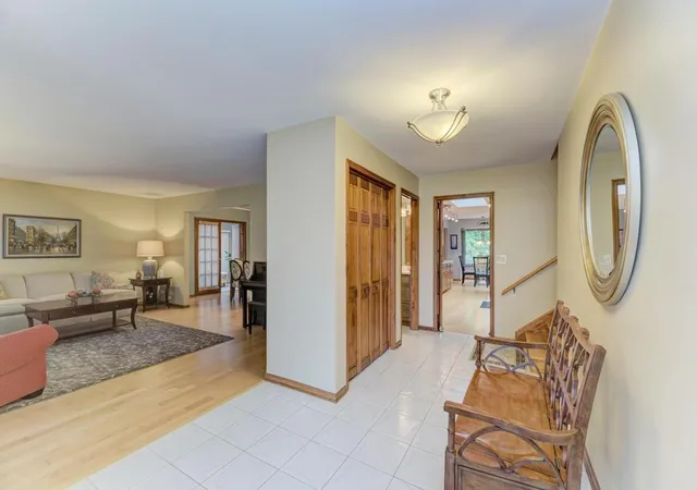 Photo 4 of Single family home for sale at 111 Norton Dr, Bloomingdale, IL 60108 | MLS# 12785666 | Listing updated on 2026-10-22