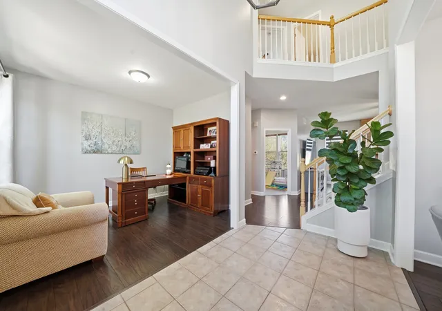 Photo 4 of Single family home for sale at 36647 N Yew Tree Dr, Lake Villa, IL 60046 | MLS# 12785680 | Listing updated on 2026-10-21