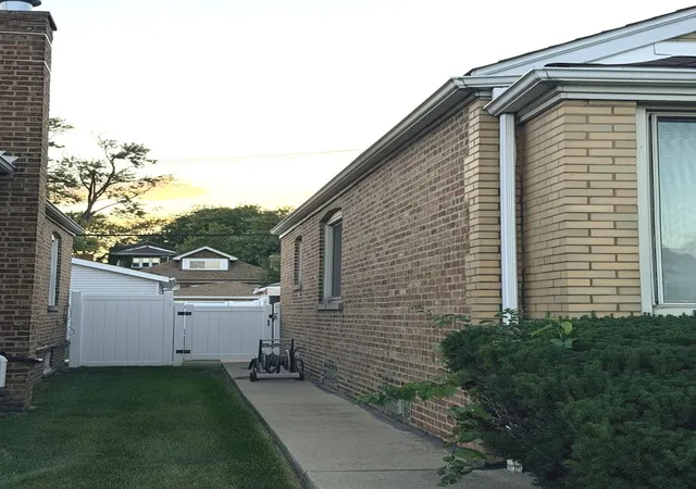 Photo 2 of Single family home for sale at 8632 S Jeffery Blvd, Chicago, IL 60617 | MLS# 12785693 | Listing updated on 2026-10-19