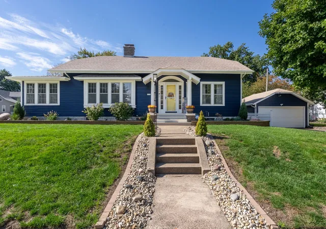 Single family home for sale at 2604 Davenport Ave, Davenport, IA 52803 | MLS# 12785710
