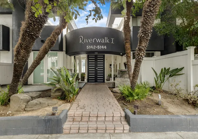 Photo 1 of Condo for sale at 5142 Zelzah Ave #25, Encino, CA 91316 | MLS# 12785739 | Listing updated on 2026-10-22