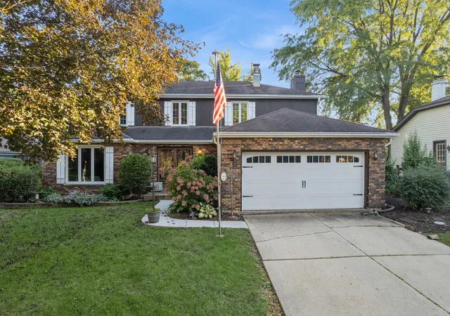 Photo 1 of Single family home for sale at 162 Amherst Dr, Bartlett, IL 60103 | MLS# 12785741 | Listing updated on 2026-10-22