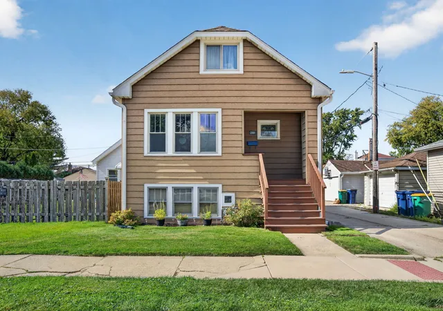 Photo 1 of Single family home for sale at 4112 Ridgeland Ave, Stickney, IL 60402 | MLS# 12785743 | Listing updated on 2026-10-20
