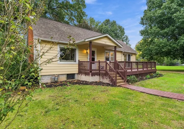 Photo 2 of Sale Pending at 507 Fremont St, Henry, IL 61537 | MLS# 12785758 | Listing updated on 2026-10-20