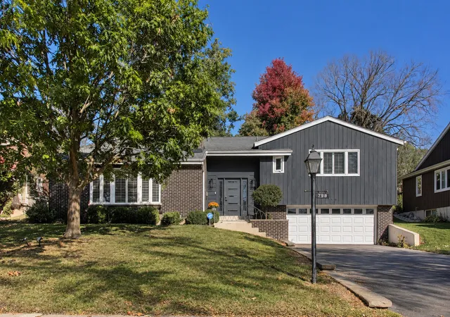 Photo 1 of Single family home for sale at 798 Timber Hl Rd, Highland Park, IL 60035 | MLS# 12785762 | Listing updated on 2026-10-27