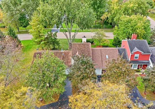 Photo 3 of Townhouse for sale at 763 Nantucket Way #763, Island Lake, IL 60042 | MLS# 12785763 | Listing updated on 2026-10-23