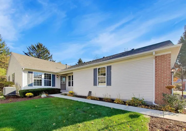 Photo 1 of Townhouse for sale at 665 S Essington Dr, Round Lake, IL 60073 | MLS# 12785770 | Listing updated on 2026-10-30