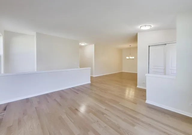 Photo 3 of Townhouse for sale at 665 S Essington Dr, Round Lake, IL 60073 | MLS# 12785770 | Listing updated on 2026-10-30