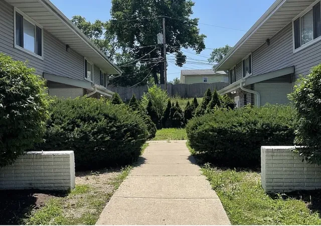 Photo 1 of Multi family home for sale at 1316 Argo Ln, Lockport, IL 60441 | MLS# 12785781 | Listing updated on 2026-10-26