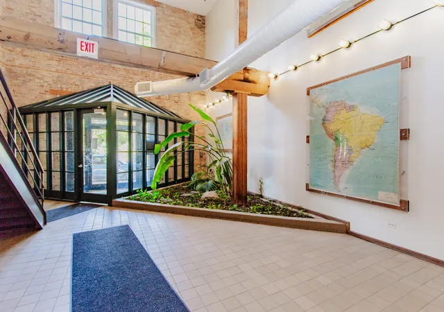 Photo 3 of Condo for sale at 5235 N Ravenswood Ave #11, Chicago, IL 60640 | MLS# 12785786 | Listing updated on 2026-10-22