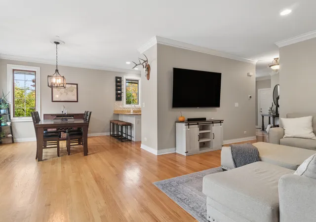 Photo 3 of Townhouse for sale at 90 Waters Edge Ct, Glen Ellyn, IL 60137 | MLS# 12785789 | Listing updated on 2026-10-20
