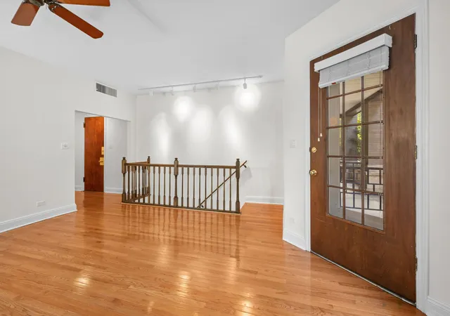 Photo 4 of Condo for sale at 5443 S Cornell Ave #1, Chicago, IL 60615 | MLS# 12785798 | Listing updated on 2026-10-20