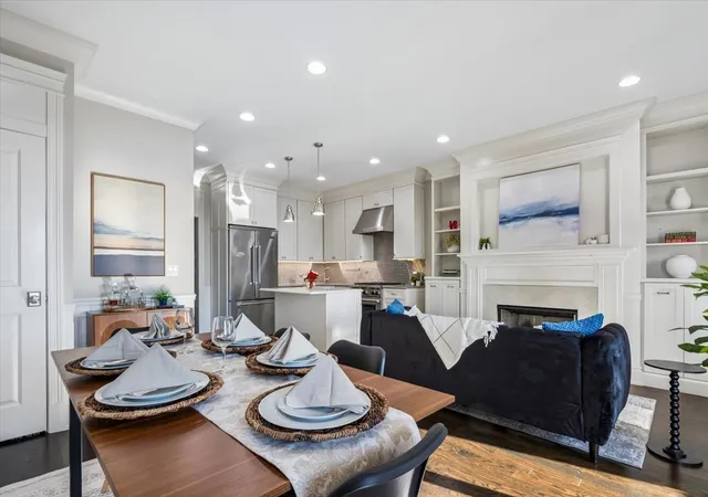 Photo 4 of Condo for sale at 4245 N Lincoln Ave #4, Chicago, IL 60618 | MLS# 12785816 | Listing updated on 2026-10-23