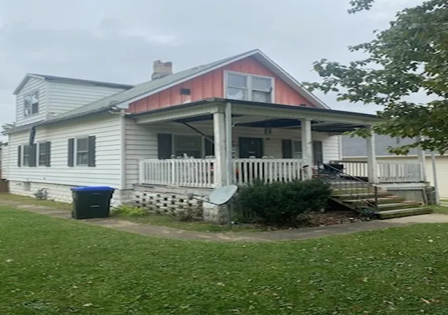 Photo 1 of Single family home for sale at 603 S Clinton St, Bloomington, IL 61701 | MLS# 12785820 | Listing updated on 2026-10-23
