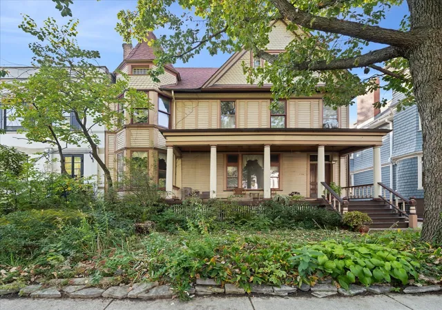 Photo 1 of Single family home for sale at 5756 S Harper Ave, Chicago, IL 60637 | MLS# 12785827 | Listing updated on 2026-10-19