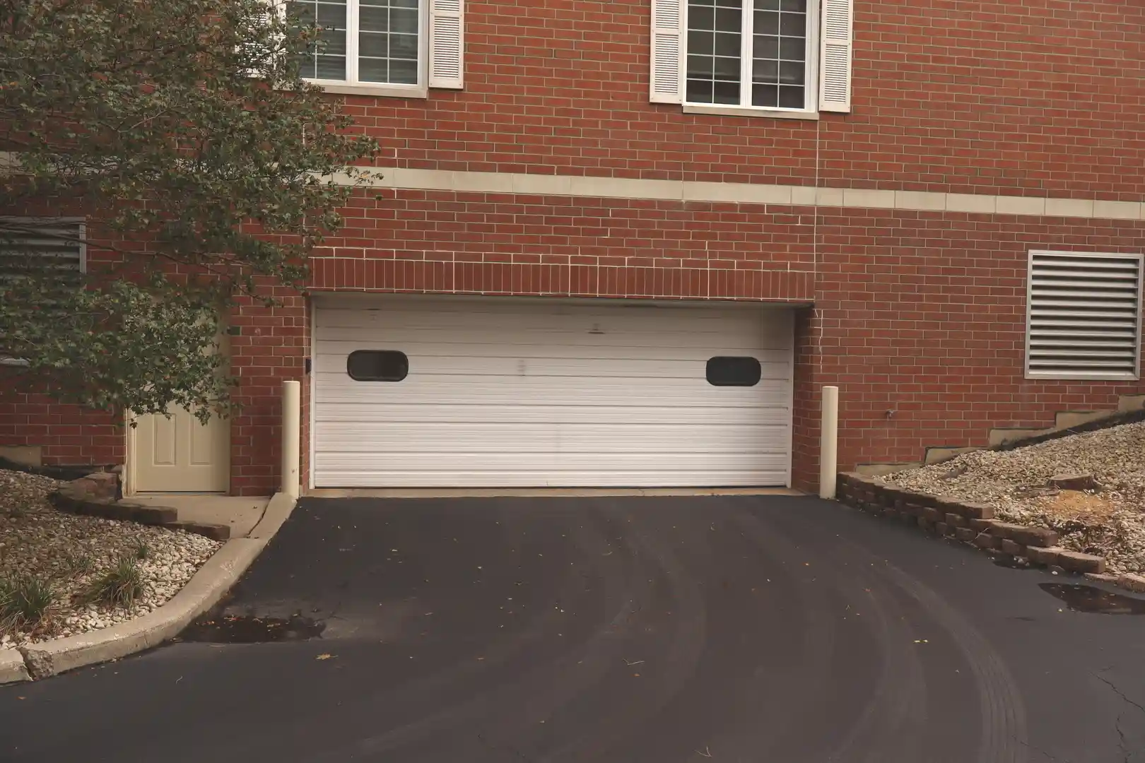 Listing Photo 30 - Condo for sale in 7927 Trinity Cir located at 7927 Trinity Cir, Tinley Park, IL 60487 - Unit #1NE