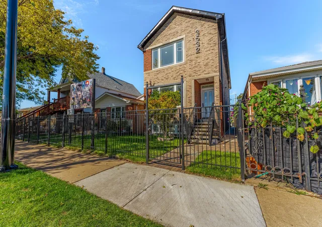 Single family home for sale at 3532 W Pershing Rd, Chicago, IL 60632 | MLS# 12785863 | Listing updated on 2026-10-19