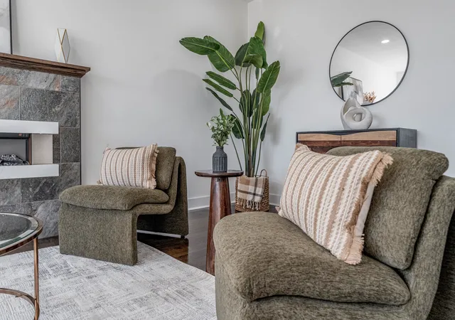 Photo 4 of Single family home for sale at 3532 W Pershing Rd, Chicago, IL 60632 | MLS# 12785863 | Listing updated on 2026-10-19