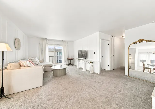 Listing Photo 4 - Condo for sale in building located at 8620 Waukegan Rd, Morton Grove, IL 60053 - Unit #504