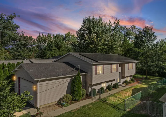 Photo 1 of Single family home for sale at 35861 N Benjamin Ave, Ingleside, IL 60041 | MLS# 12785872 | Listing updated on 2026-10-21