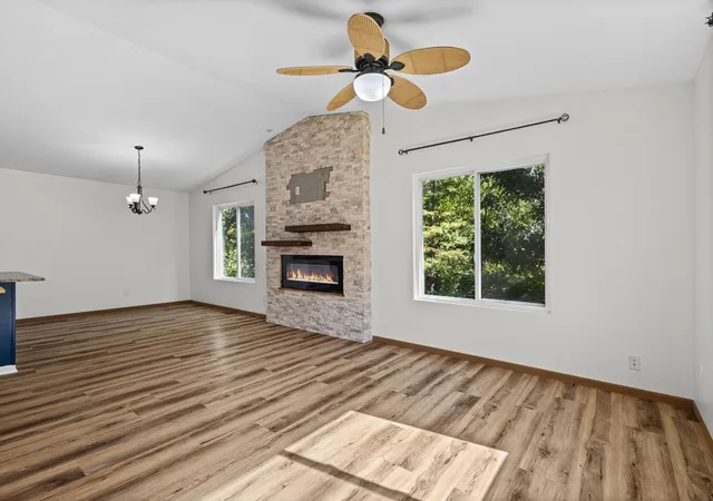Photo 4 of Single family home for sale at 35861 N Benjamin Ave, Ingleside, IL 60041 | MLS# 12785872 | Listing updated on 2026-10-21